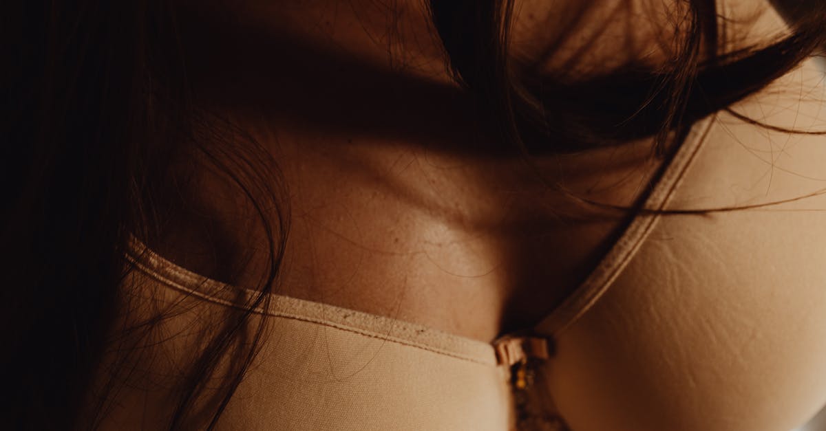 découvrez les dernières tendances en lingerie : des styles audacieux aux matières délicates, trouvez l'inspiration pour sublimer votre intimité avec élégance et confort. restez à la pointe de la mode avec nos conseils et sélections incontournables.