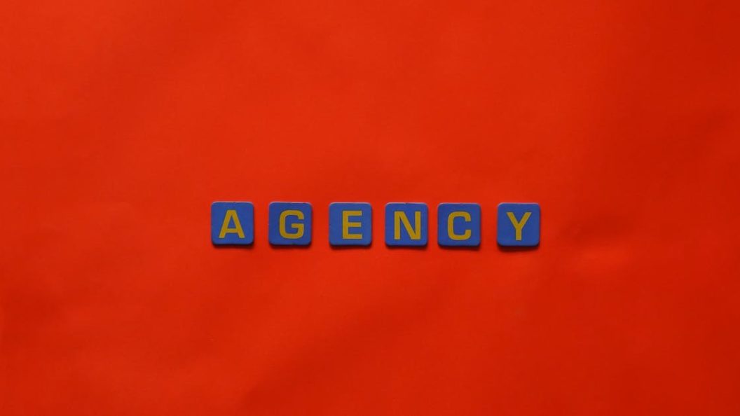 découvrez notre agence de marketing spécialisée pour propulser votre entreprise vers de nouveaux sommets. nous offrons des solutions sur mesure en stratégie digitale, publicité en ligne et gestion des réseaux sociaux. transformez votre vision en succès avec notre expertise!