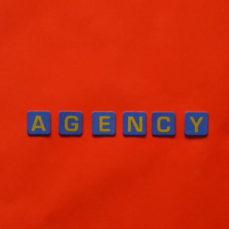 Découvrez notre agence marketing spécialisée pour entrepreneurs, commerçants et indépendants